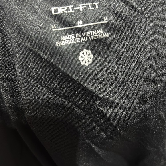 Nike Dri-Fit Running Short panty lined,elastic drawstring waist,mesh side panels - Picture 8 of 9